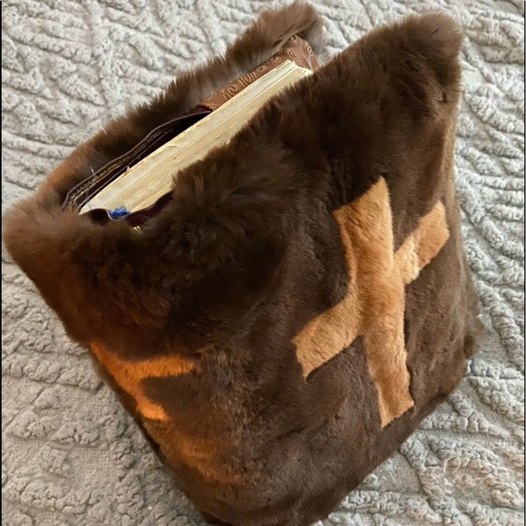 For Custom Two Tone Rex chinchilla Bible Cover. - Picture 2 of 4